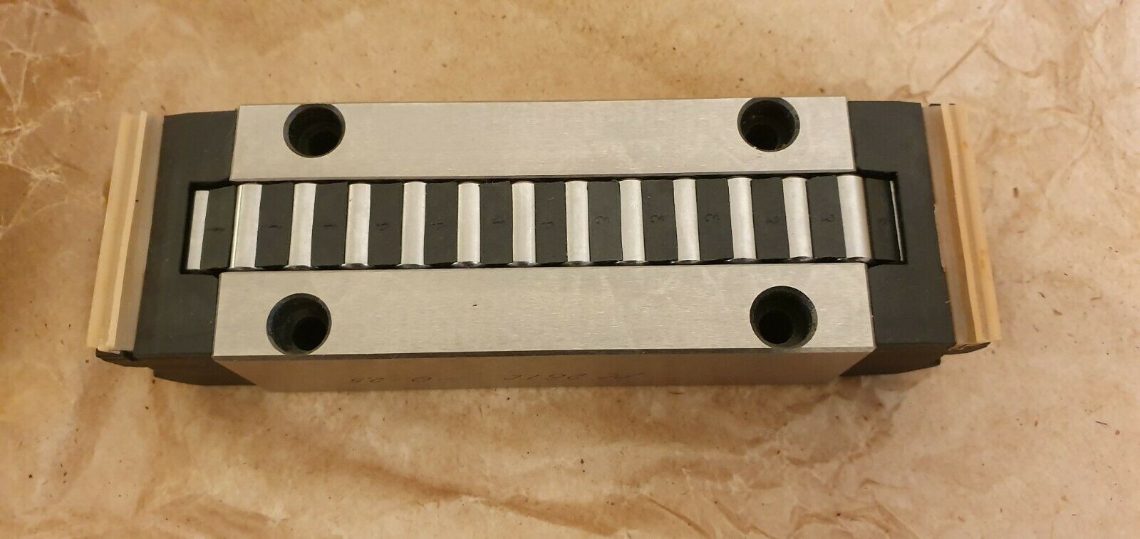 Ghidaje cu role recirculabile GRT